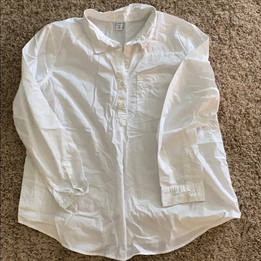 Old navy maternity white button down blouse